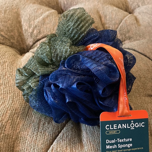 NWT Cleanlogic dual-texture mesh sport sponge. Navy and army green. - Picture 2 of 5